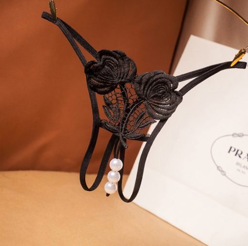 Bikini din dantela cu decupaj si perle inghinal Negru Lara- MG15